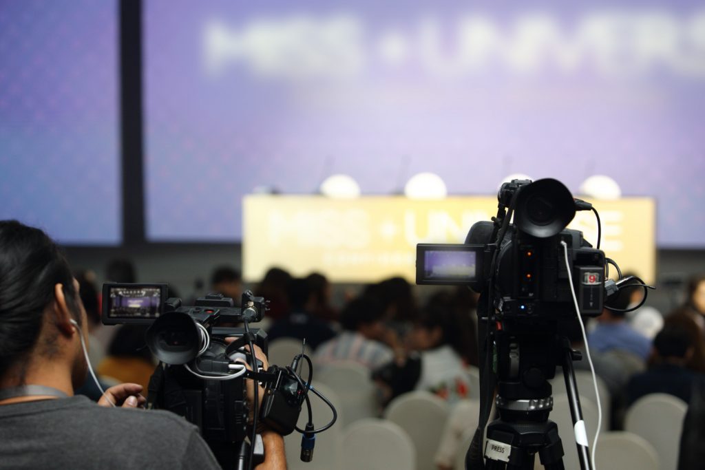 3+ Tips Sukses Menggelar Press Conference Konser Musik, PR Wajib Tahu!