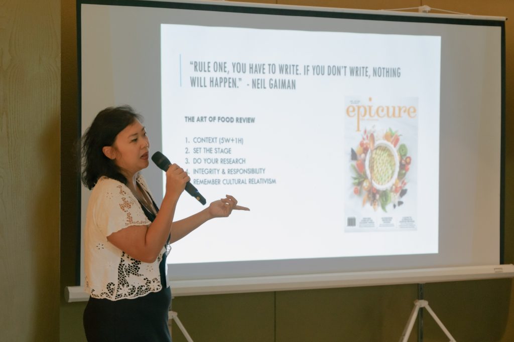 Food writer Eve Tedja membagikan beberapa kriteria siaran pers yang menarik minatnya.